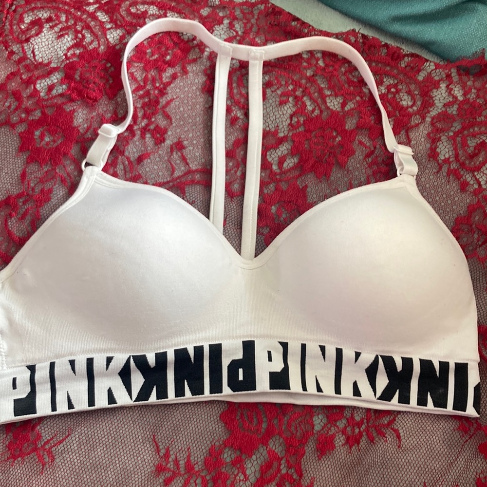 COPY - 36c white Victoria’s Secret PINK bra in good condition